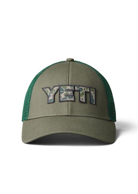 YETI - Camo Logo Badge Low Pro Trucker Hat